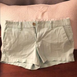Old navy shorts size 4 regular